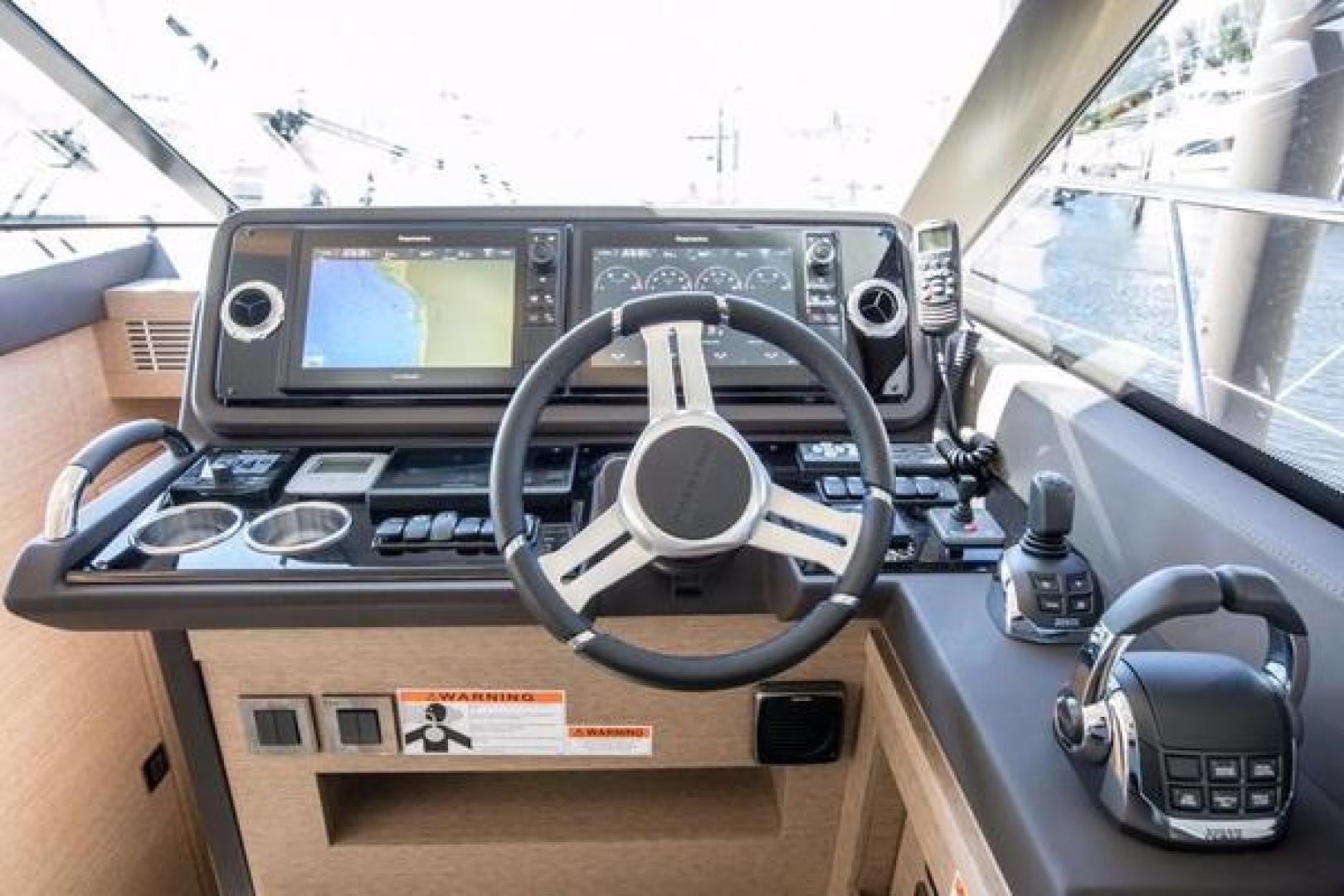 Slide: The Image of Prestige 460 Flybridge 2025 - 783732