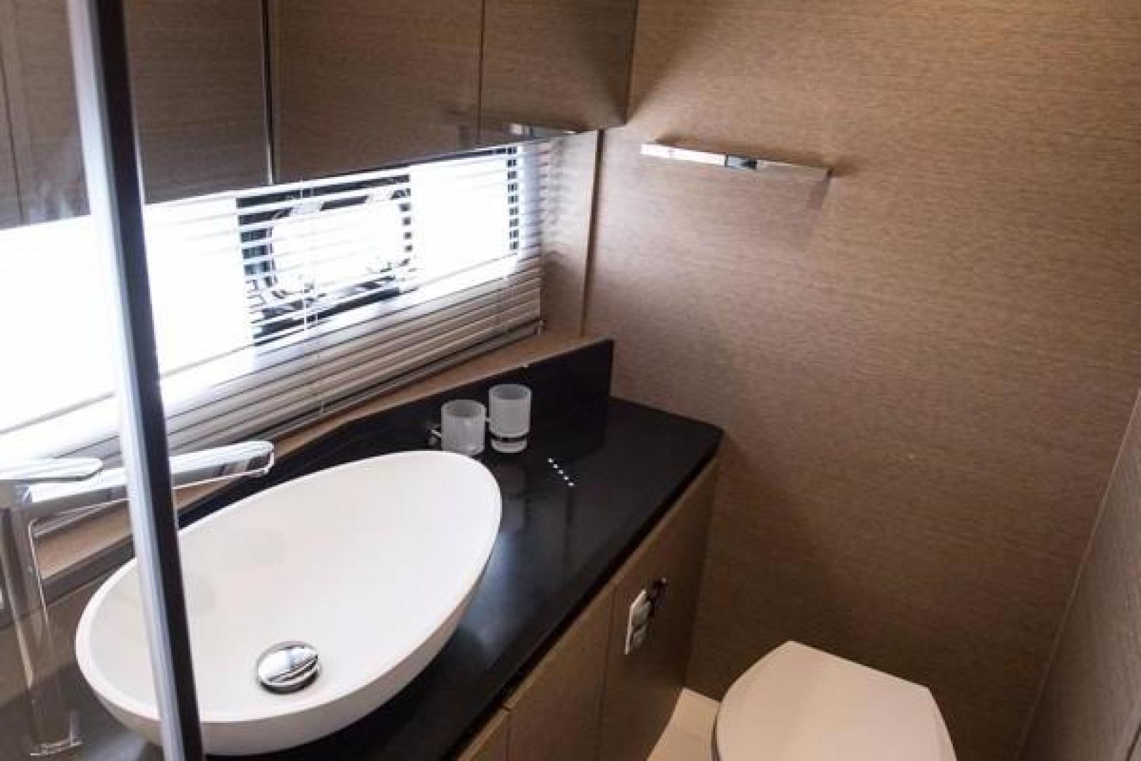 Slide: The Image of Prestige 460 Flybridge 2025 - 783738