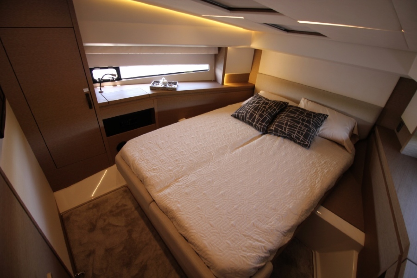 Slide: The Image of 2018 Prestige 460 S Yacht - Unforgettable - Guest Stateroom - 5106091