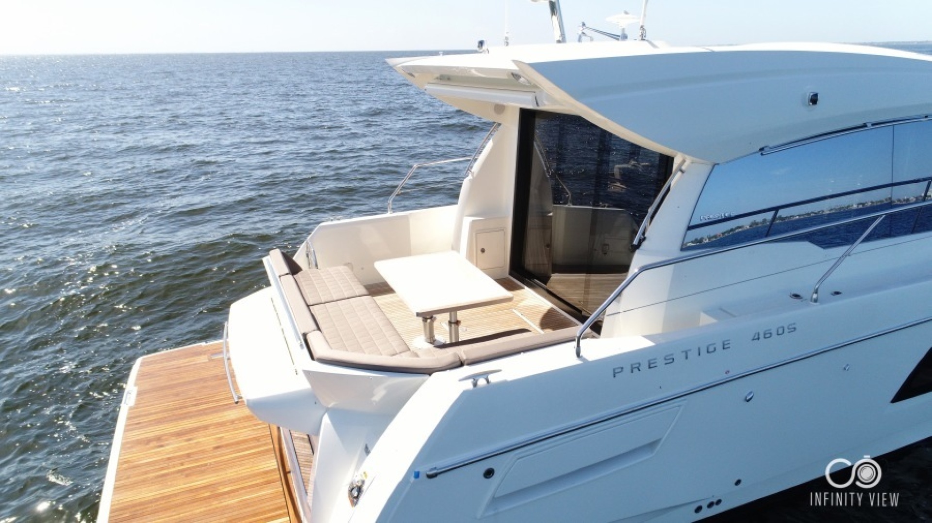 Slide: The Image of 2018 Prestige 460 S Yacht - Unforgettable - Cockpit Profile - 5106104