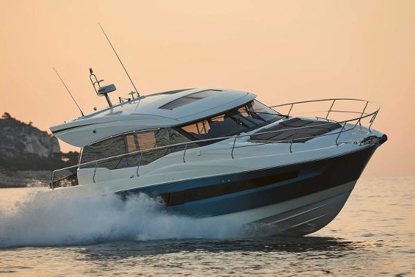 Slide: The Image of Prestige 460 S 2020 - 0