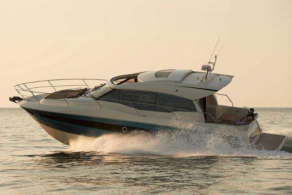Slide: The Image of Prestige 460 S 2020 - 3