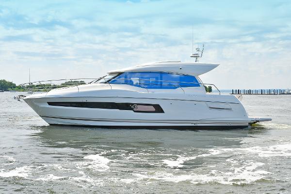 Slide: The Image of Prestige 460 S 2023 - 0