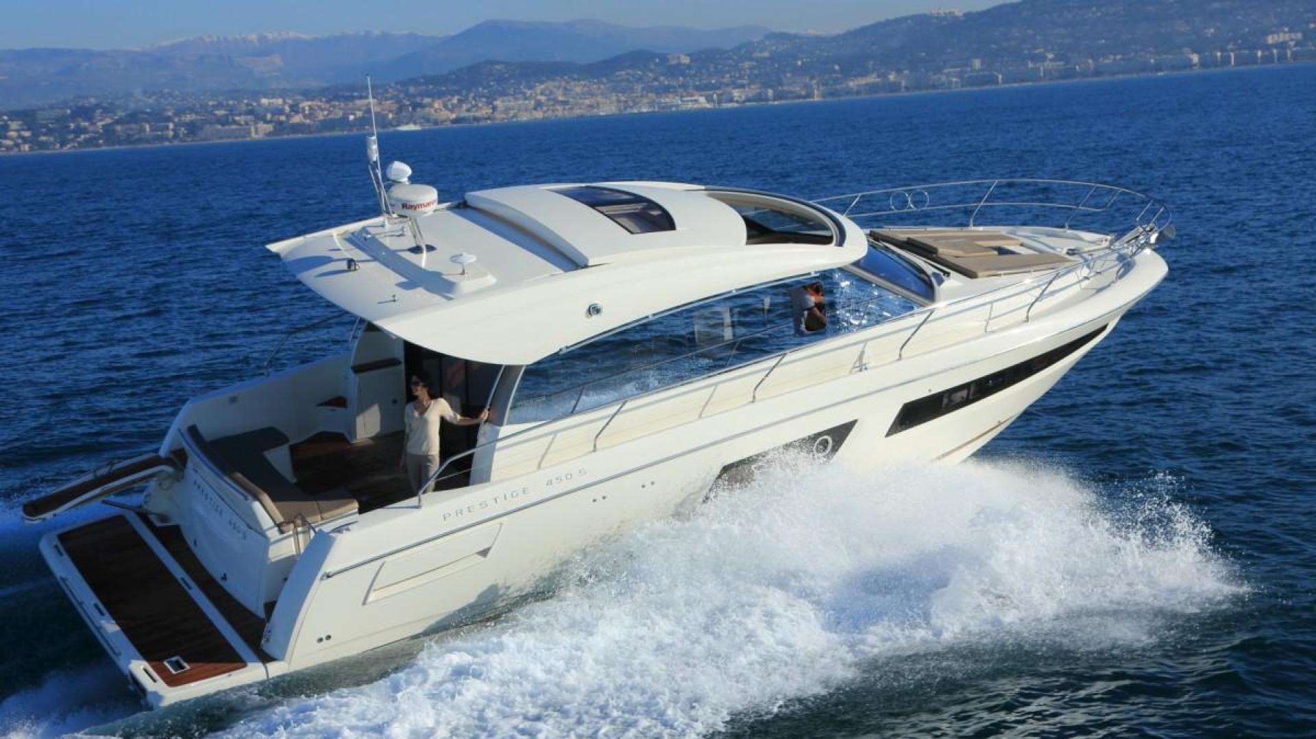 Slide: The Image of Prestige 460 S 2025 - 783991