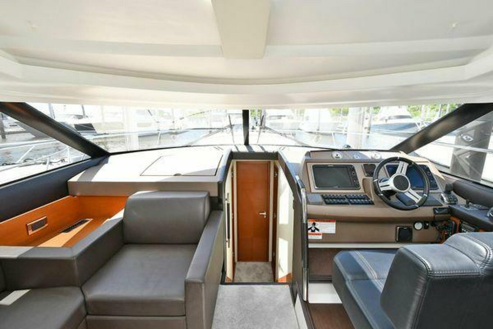 Slide: The Image of 2017 50 Prestige S - MagPie III - Helm - 4153771