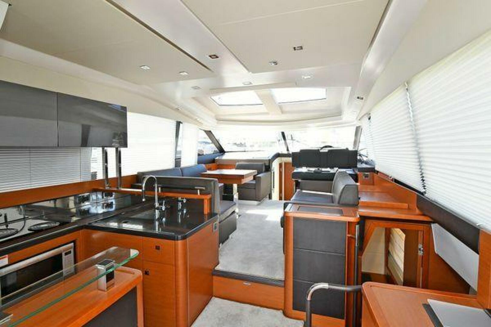 Slide: The Image of 2017 50 Prestige S - MagPie III - Salon Overview - 4153768