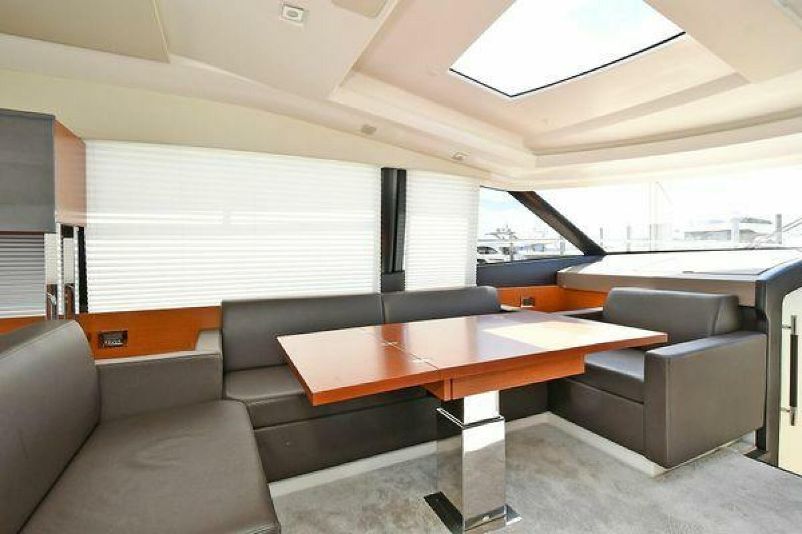 Slide: The Image of 2017 50 Prestige S - MagPie III - Dinette - 4153761