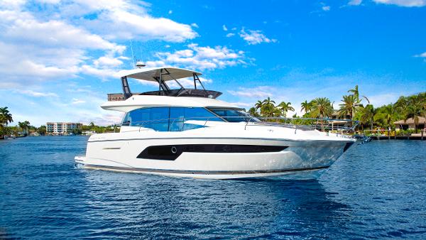 Slide: The Image of Prestige 520 2024 - 0