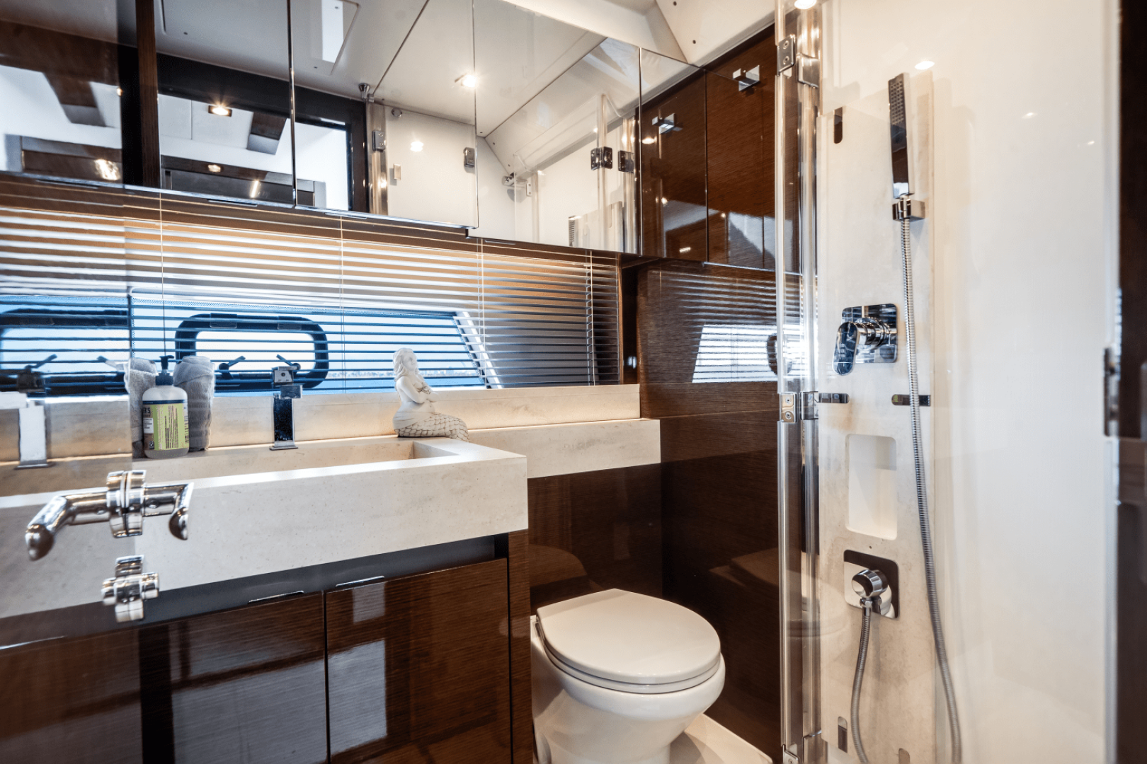 Slide: The Image of Prestige 520 FLYBRIDGE 2020 - 4942919