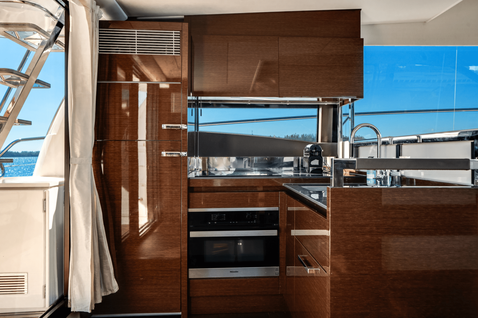 Slide: The Image of Prestige 520 FLYBRIDGE 2020 - 4942931