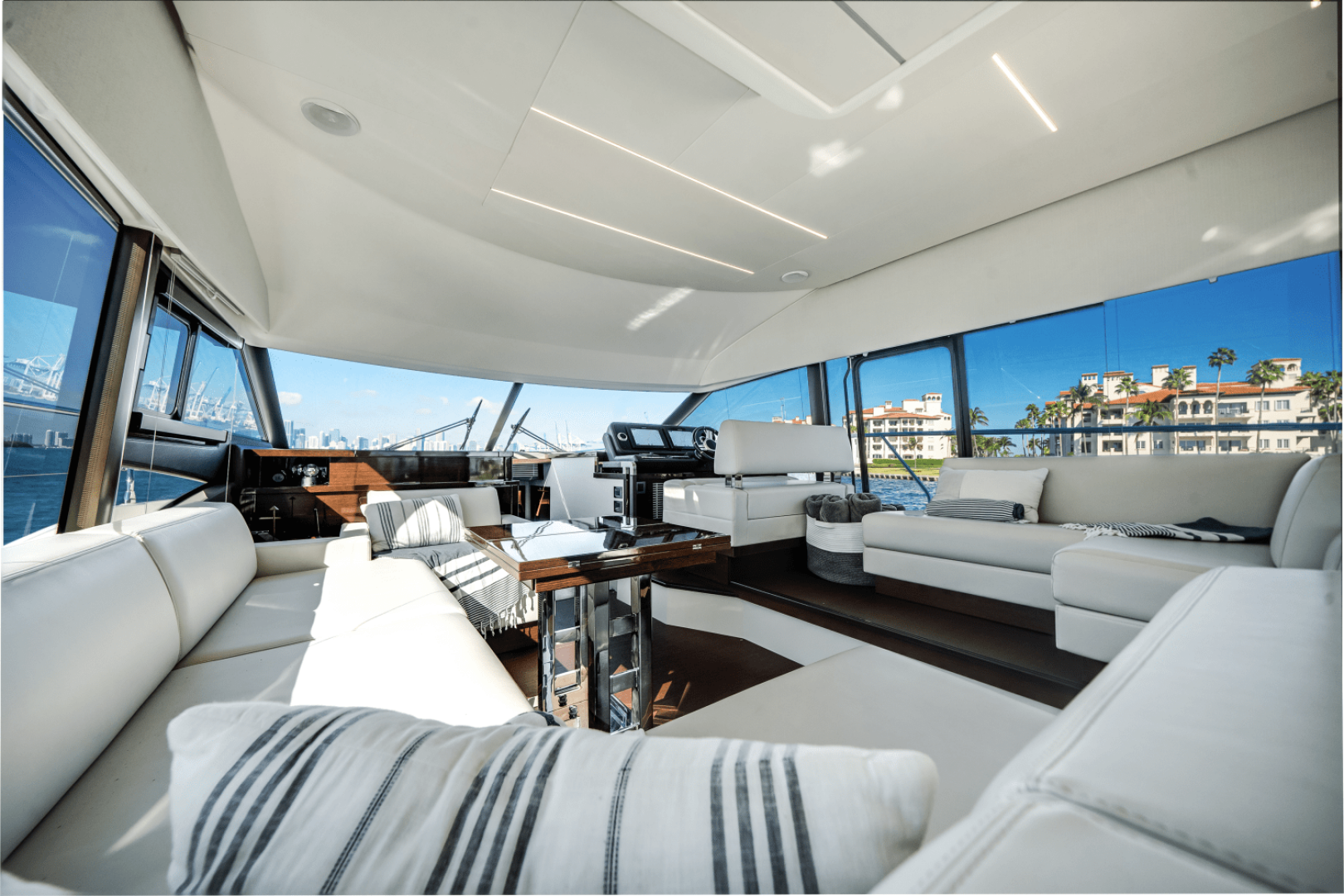 Slide: The Image of Prestige 520 FLYBRIDGE 2020 - 4942936