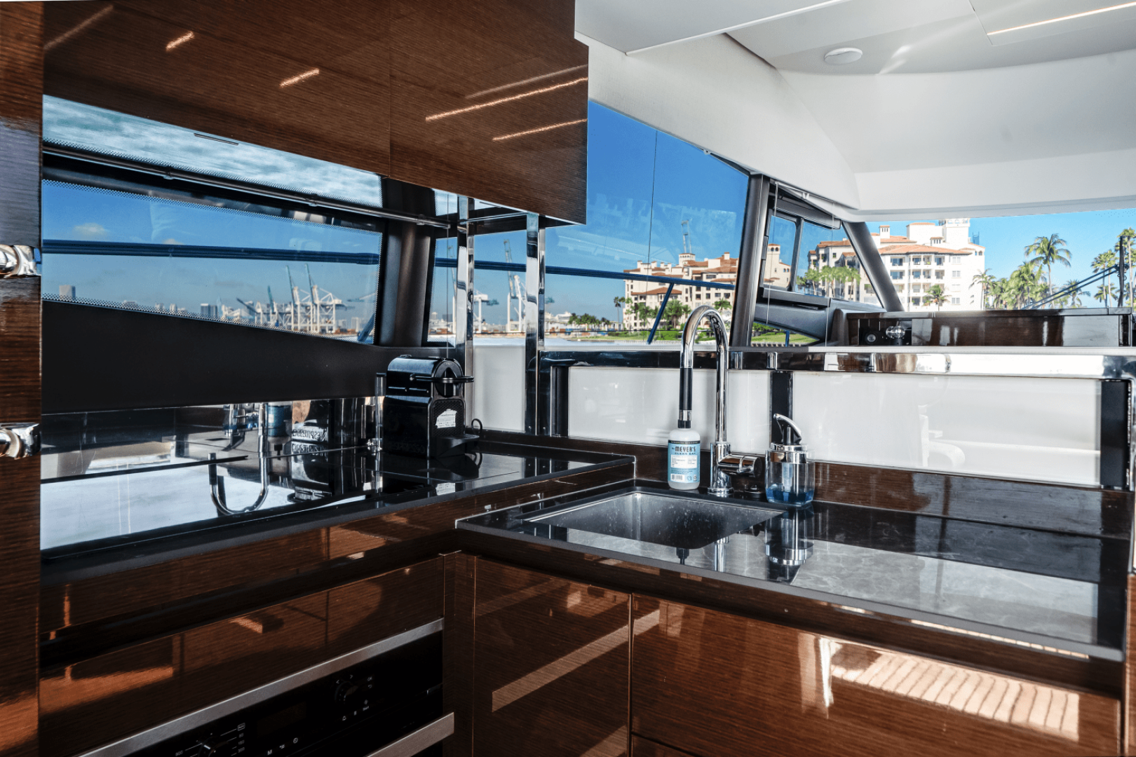 Slide: The Image of Prestige 520 FLYBRIDGE 2020 - 4942942