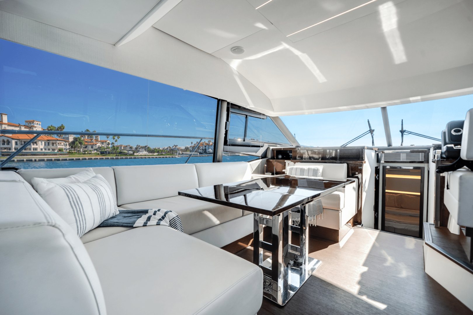 Slide: The Image of Prestige 520 FLYBRIDGE 2020 - 4942943