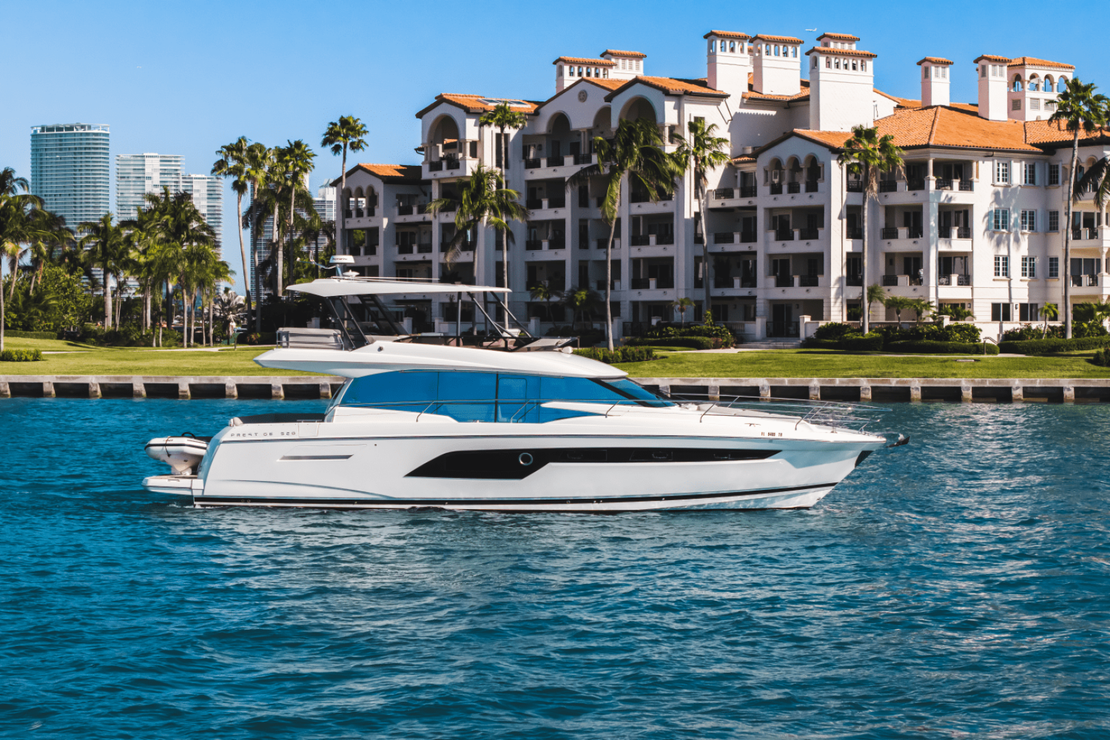 Slide: The Image of Prestige 520 FLYBRIDGE 2020 - 4942959