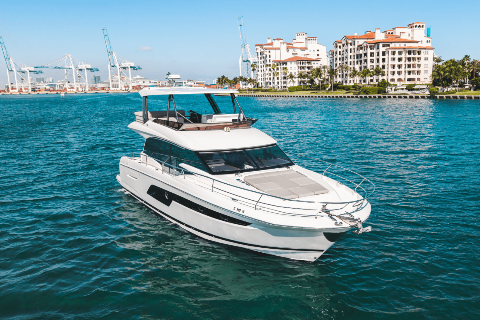 Slide: The Image of Prestige 520 FLYBRIDGE 2020 - 4942963