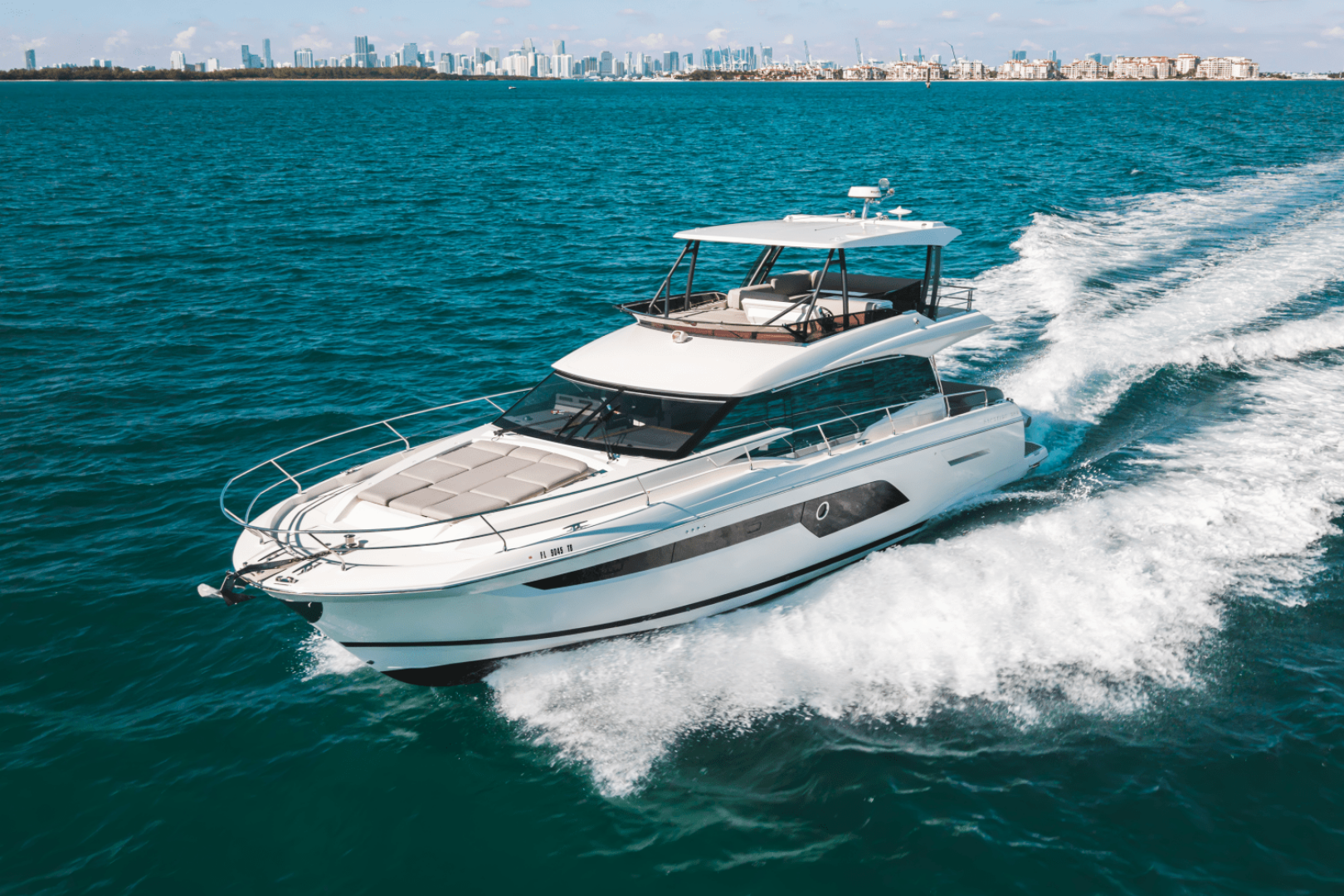Slide: The Image of Prestige 520 FLYBRIDGE 2020 - 4942968