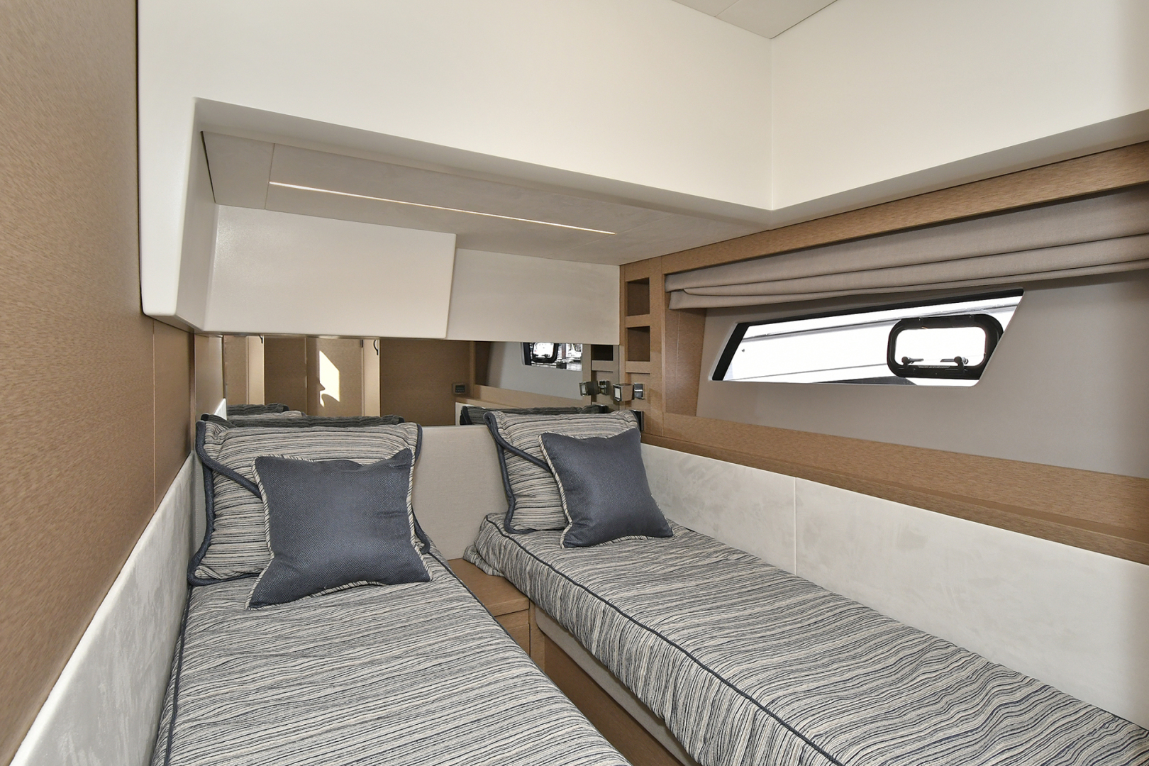 Slide: The Image of Guest Stateroom - 1073026