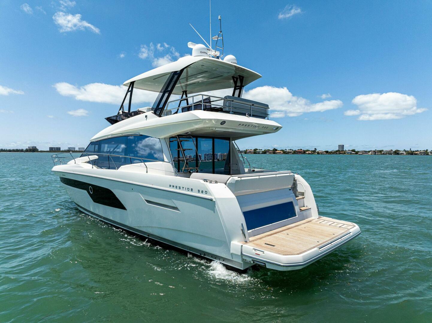 Slide: The Image of Prestige 520 Flybridge 2025 - 4931106