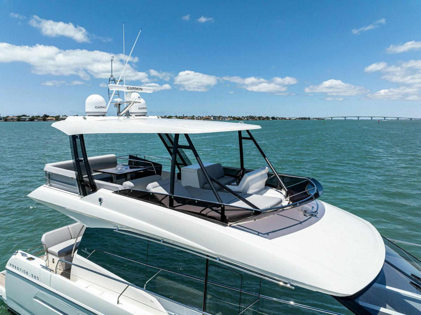 Slide: The Image of Prestige 520 Flybridge 2025 - 4931122