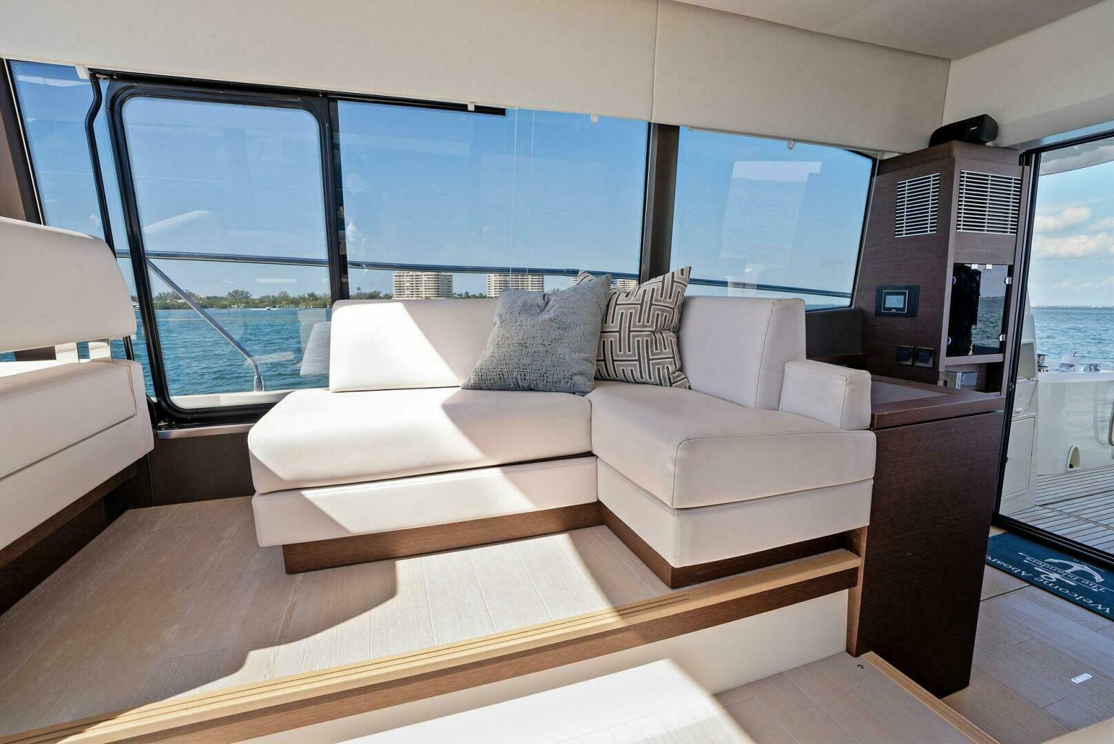 Slide: The Image of 2018 52 Prestige S - The Islanders - Aft Seating - 4764110