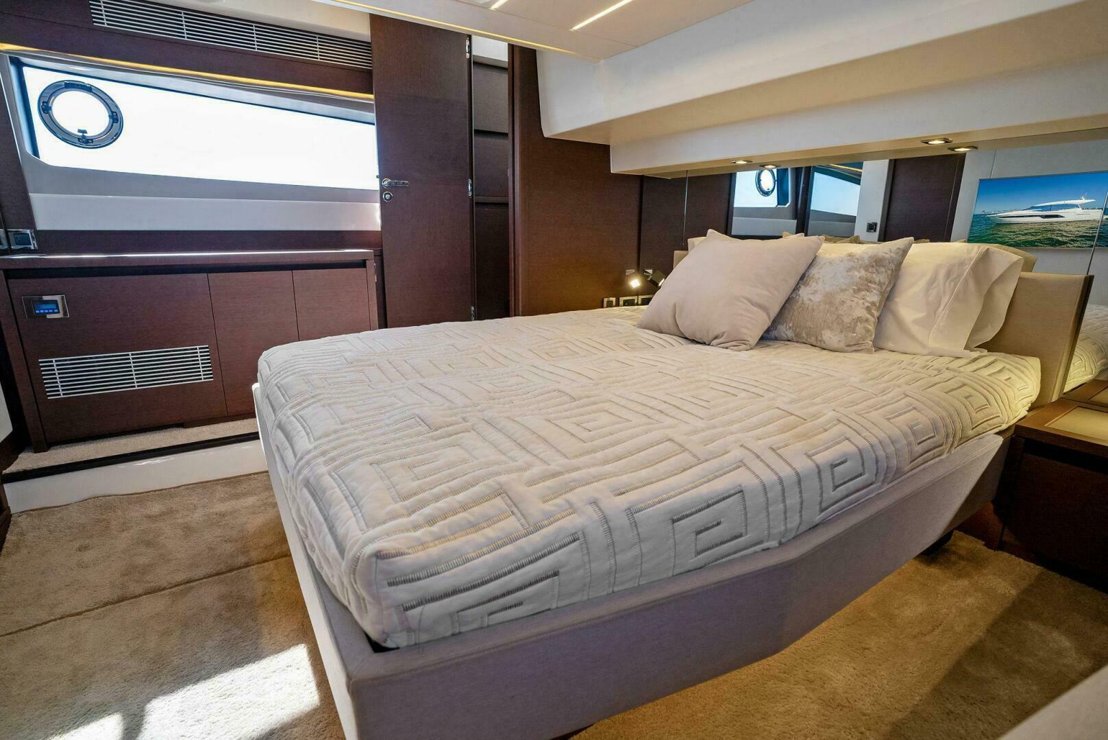 Slide: The Image of 2018 52 Prestige S - The Islanders - Master Stateroom - 4764096