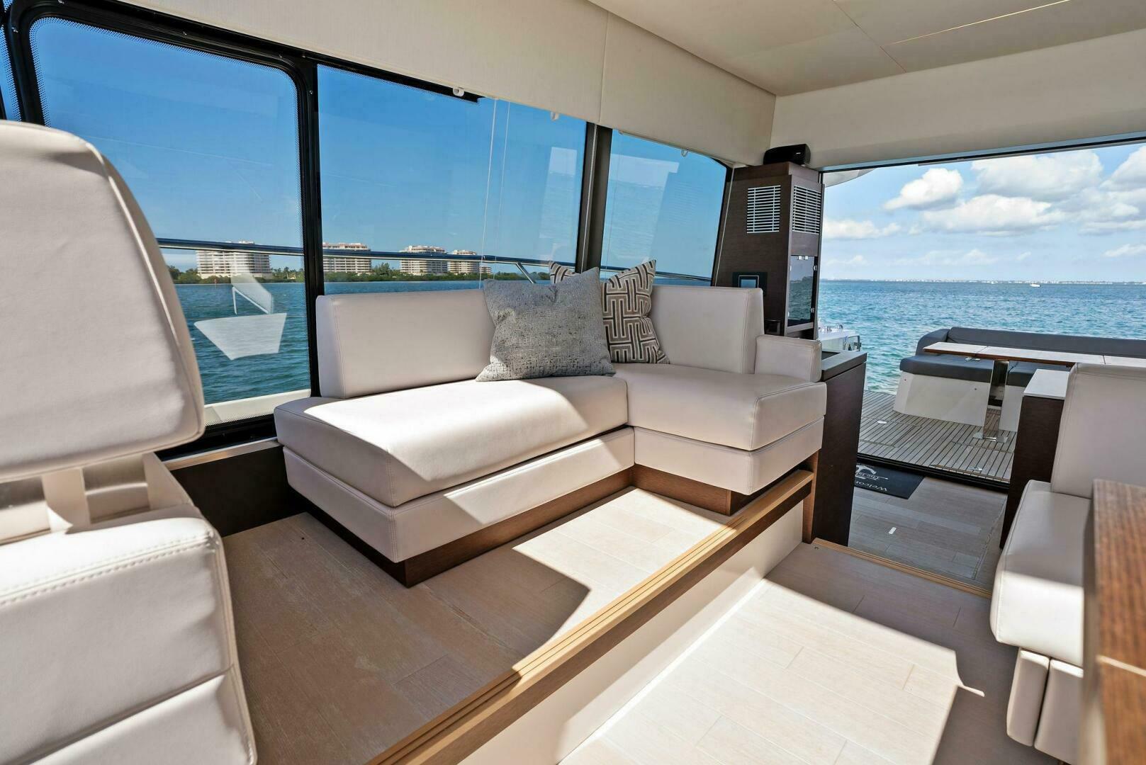 Slide: The Image of 2018 52 Prestige S - The Islanders - Aft Seating - 4764114