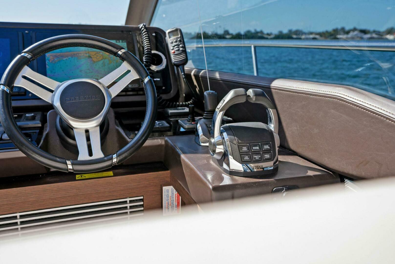 Slide: The Image of 2018 52 Prestige S - The Islanders - Helm Controls - 4764117