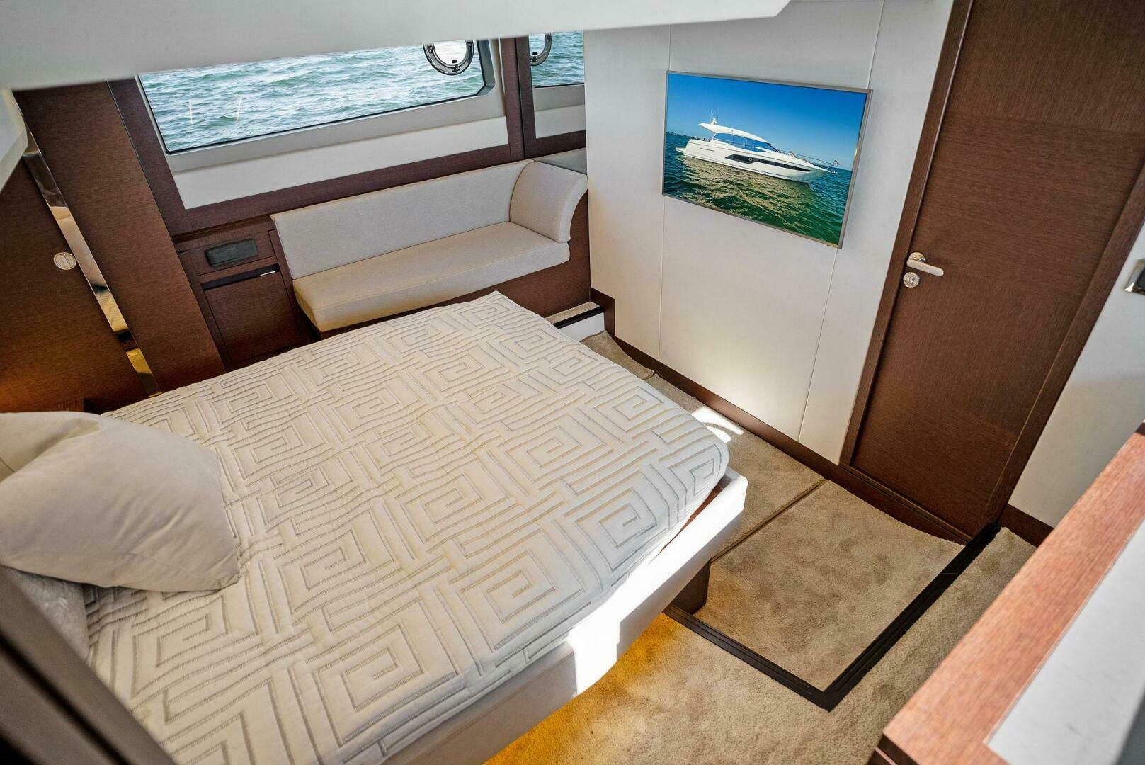 Slide: The Image of 2018 52 Prestige S - The Islanders - Master Stateroom - 4764120