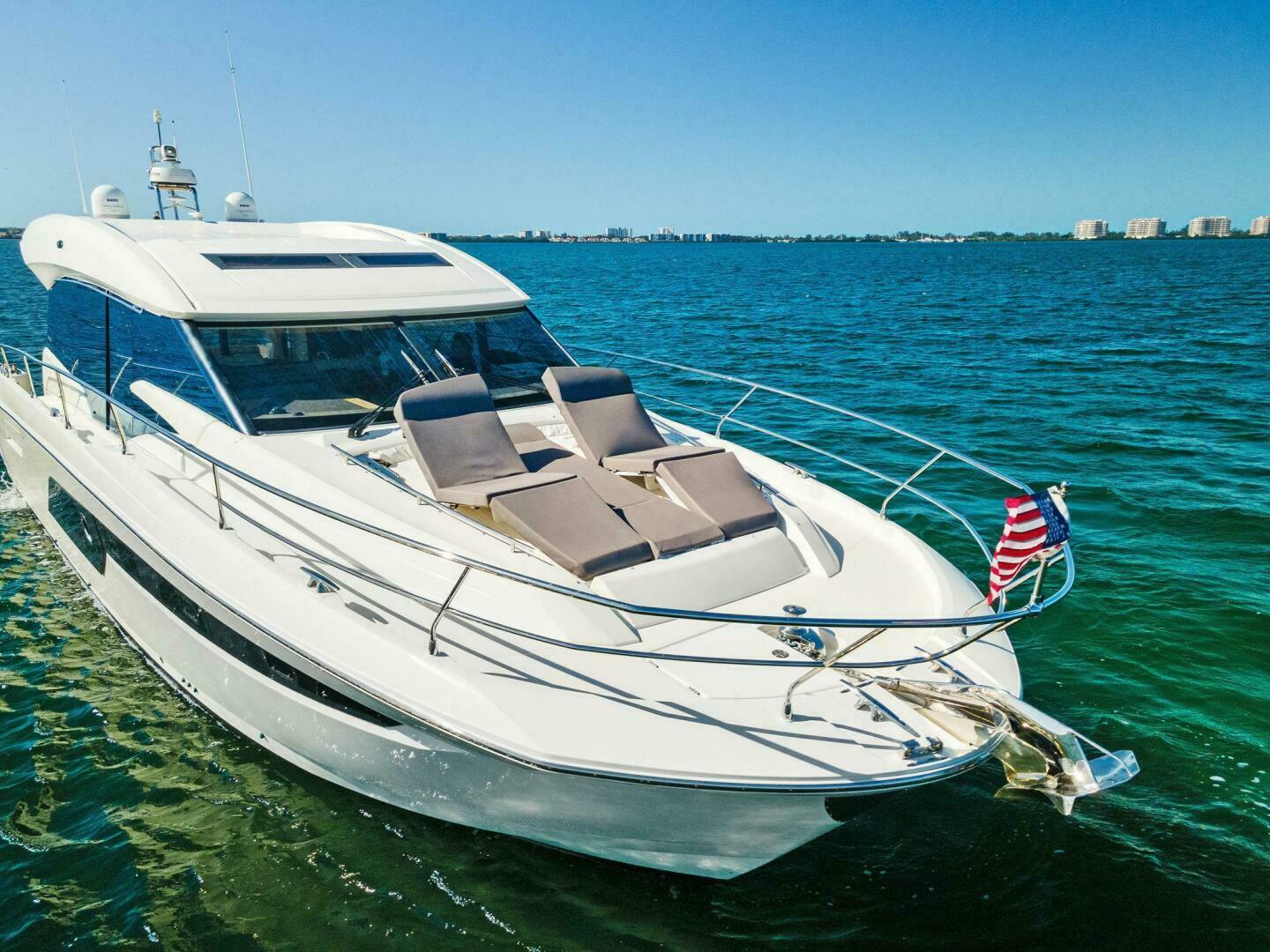 Slide: The Image of 2018 52 Prestige S - The Islanders - Profile - 4764147