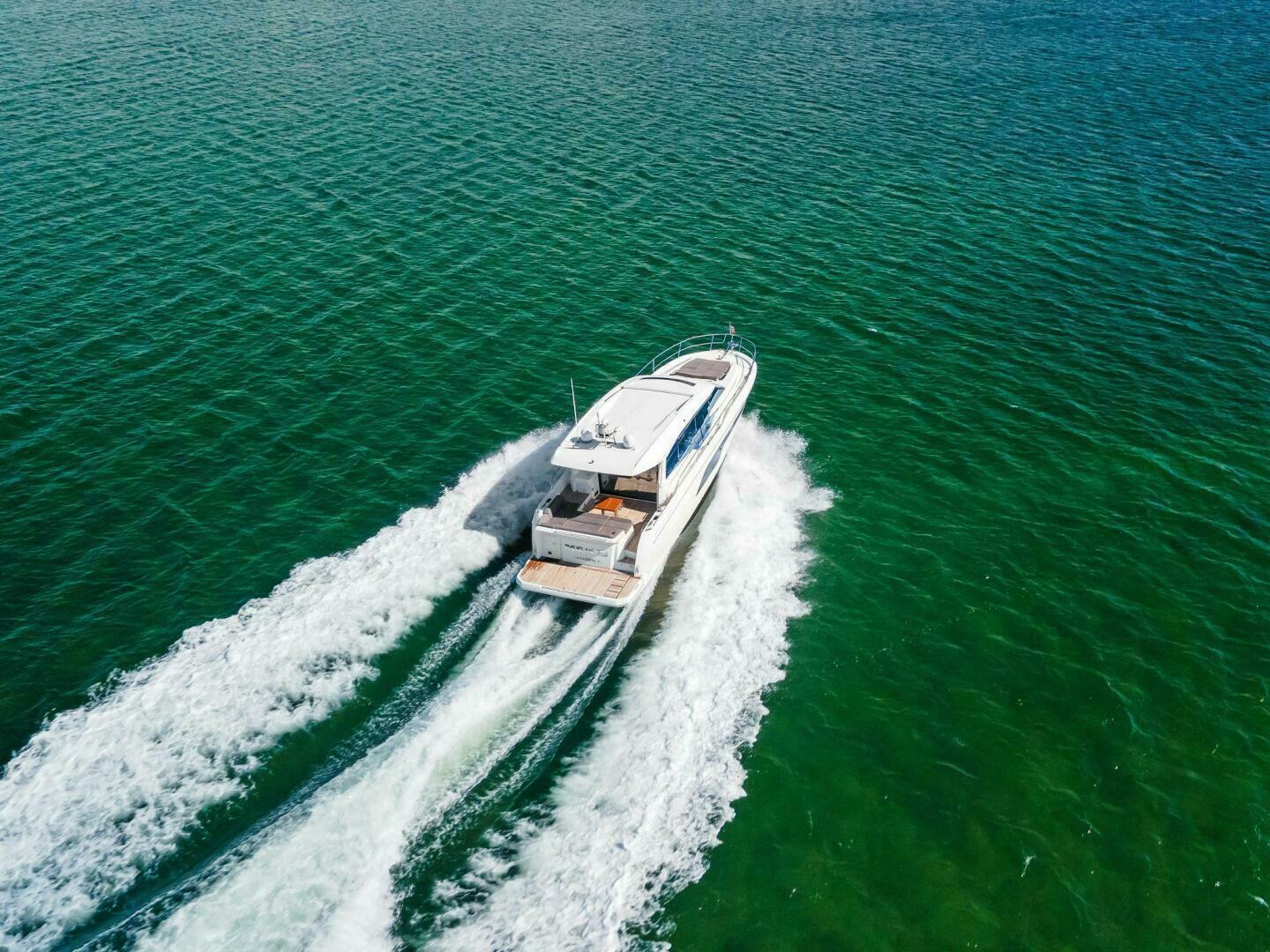 Slide: The Image of 2018 52 Prestige S - The Islanders - Profile - 4764170