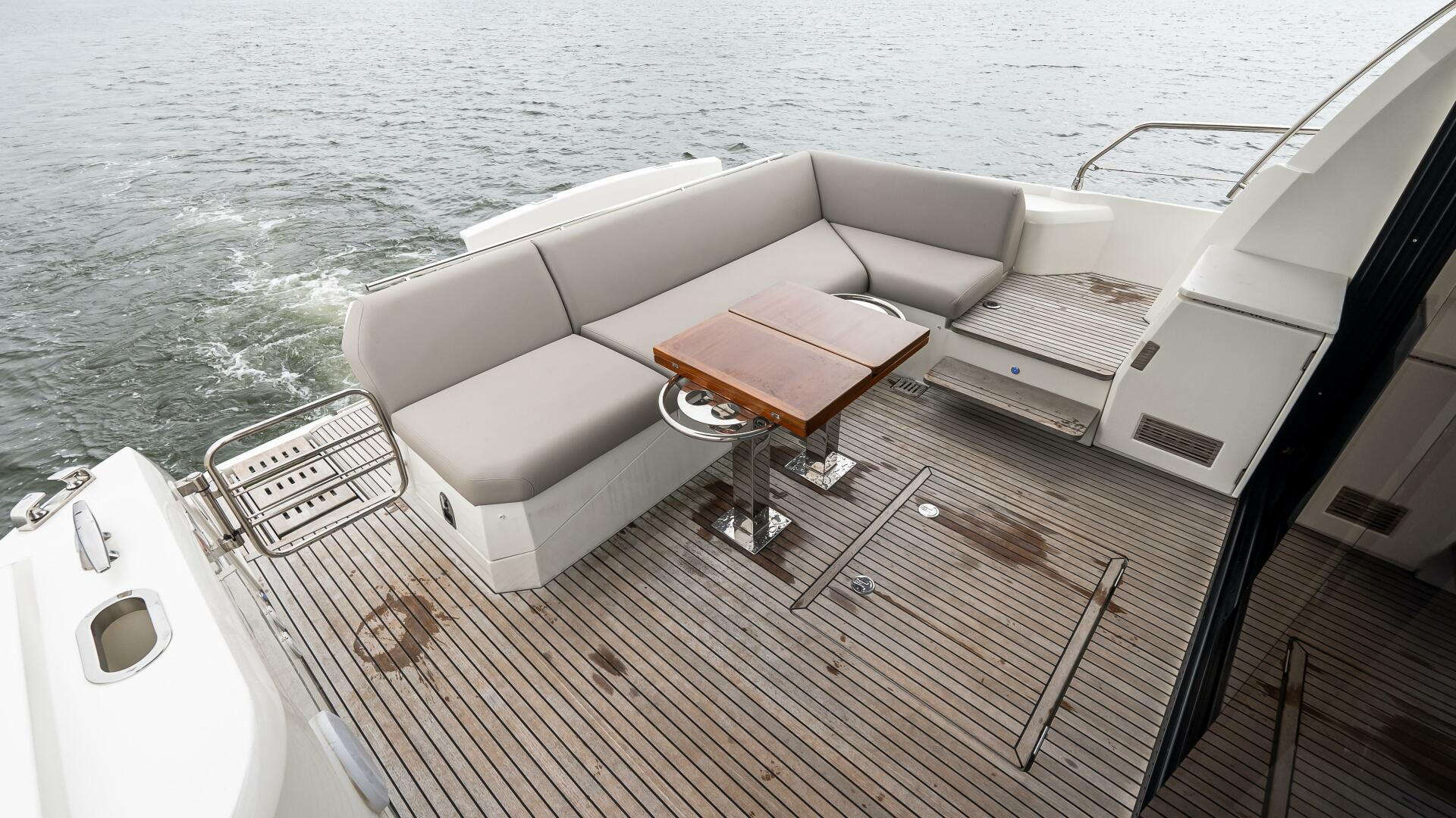 Slide: The Image of Prestige 520S 2021 - 4546453