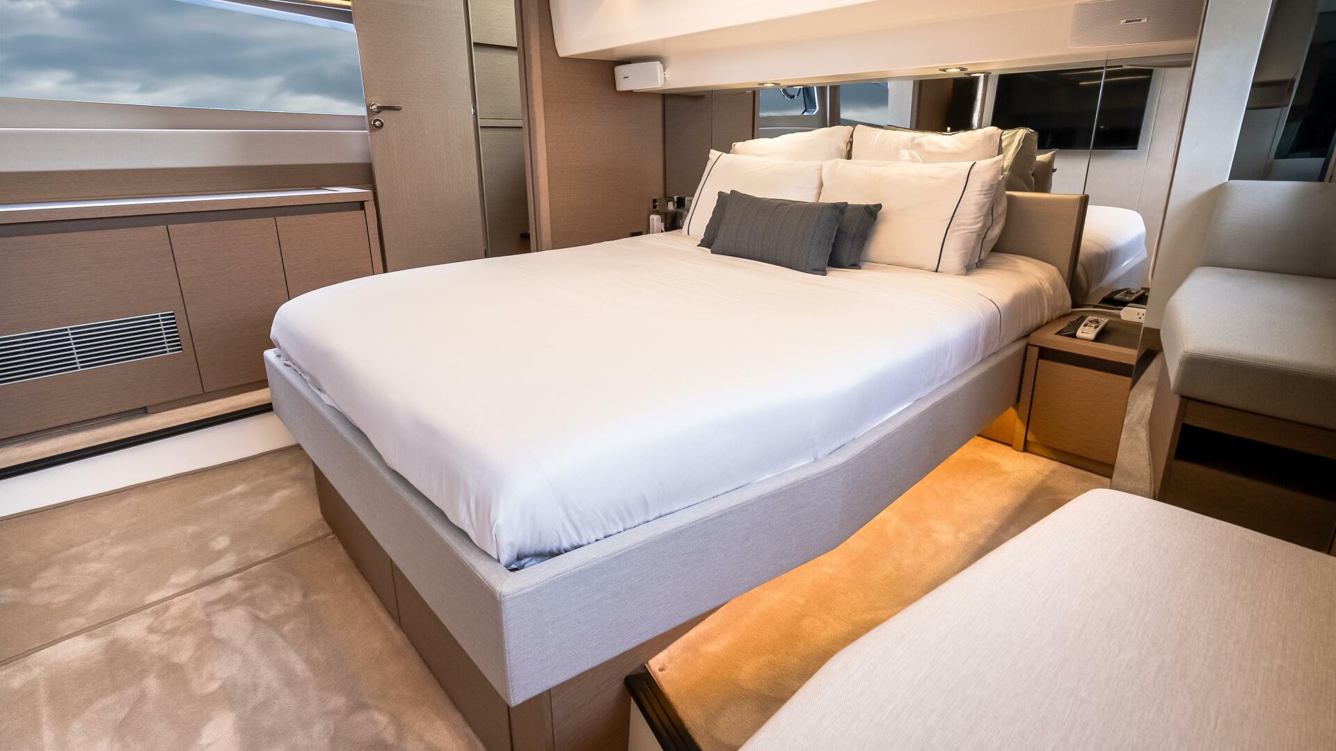 Slide: The Image of Prestige 520S 2021 - 4546475