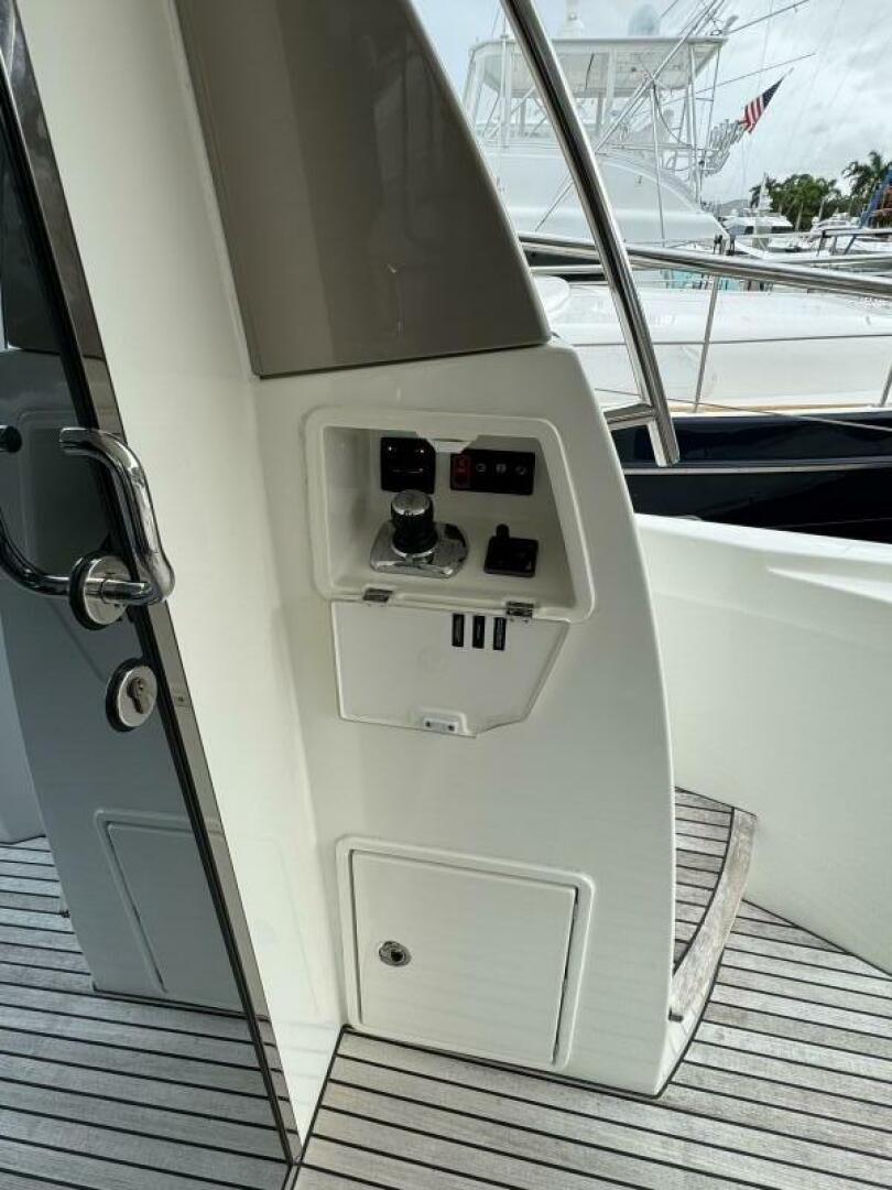 Slide: The Image of 2015 Prestige F550 - Just Peachy - Aft Control Station - 3941231