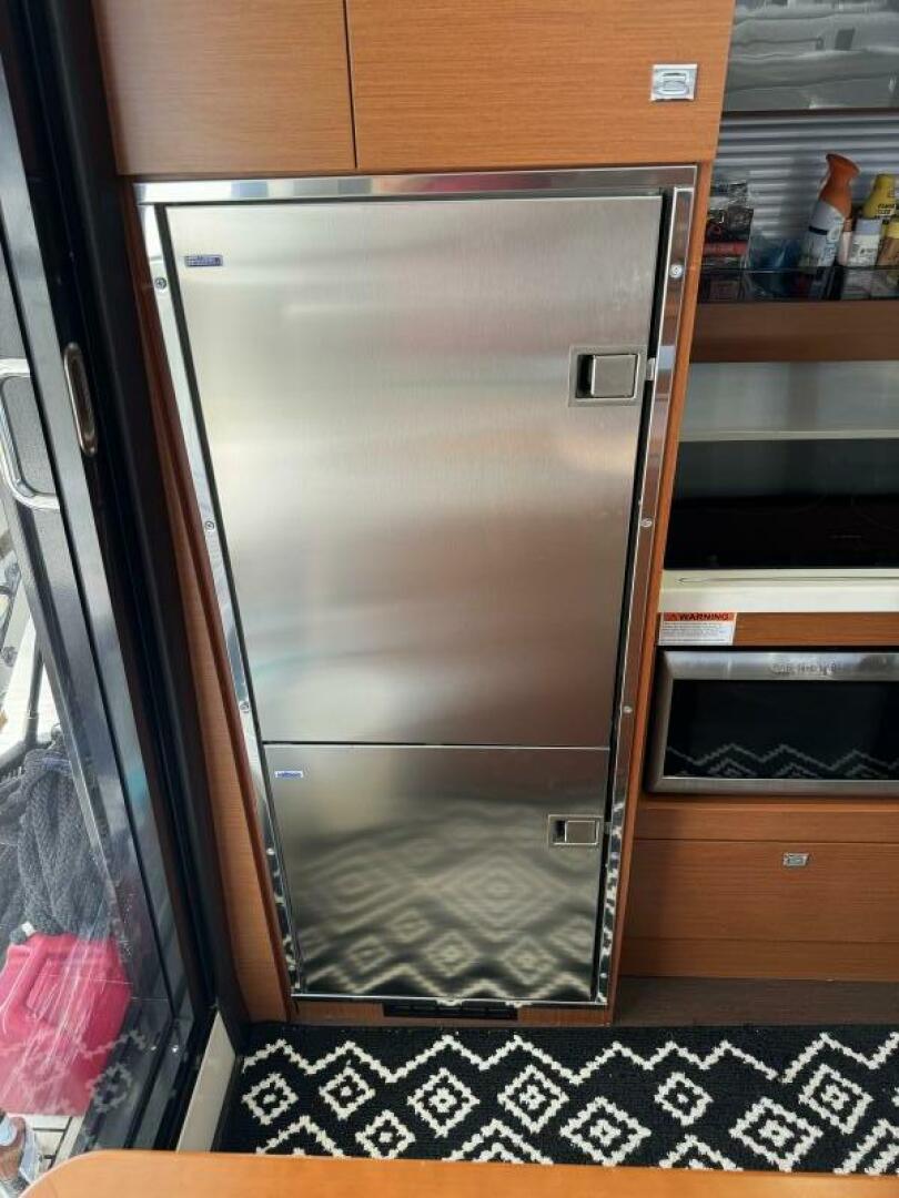 Slide: The Image of 2015 Prestige F550 - Just Peachy - Galley - 3941219