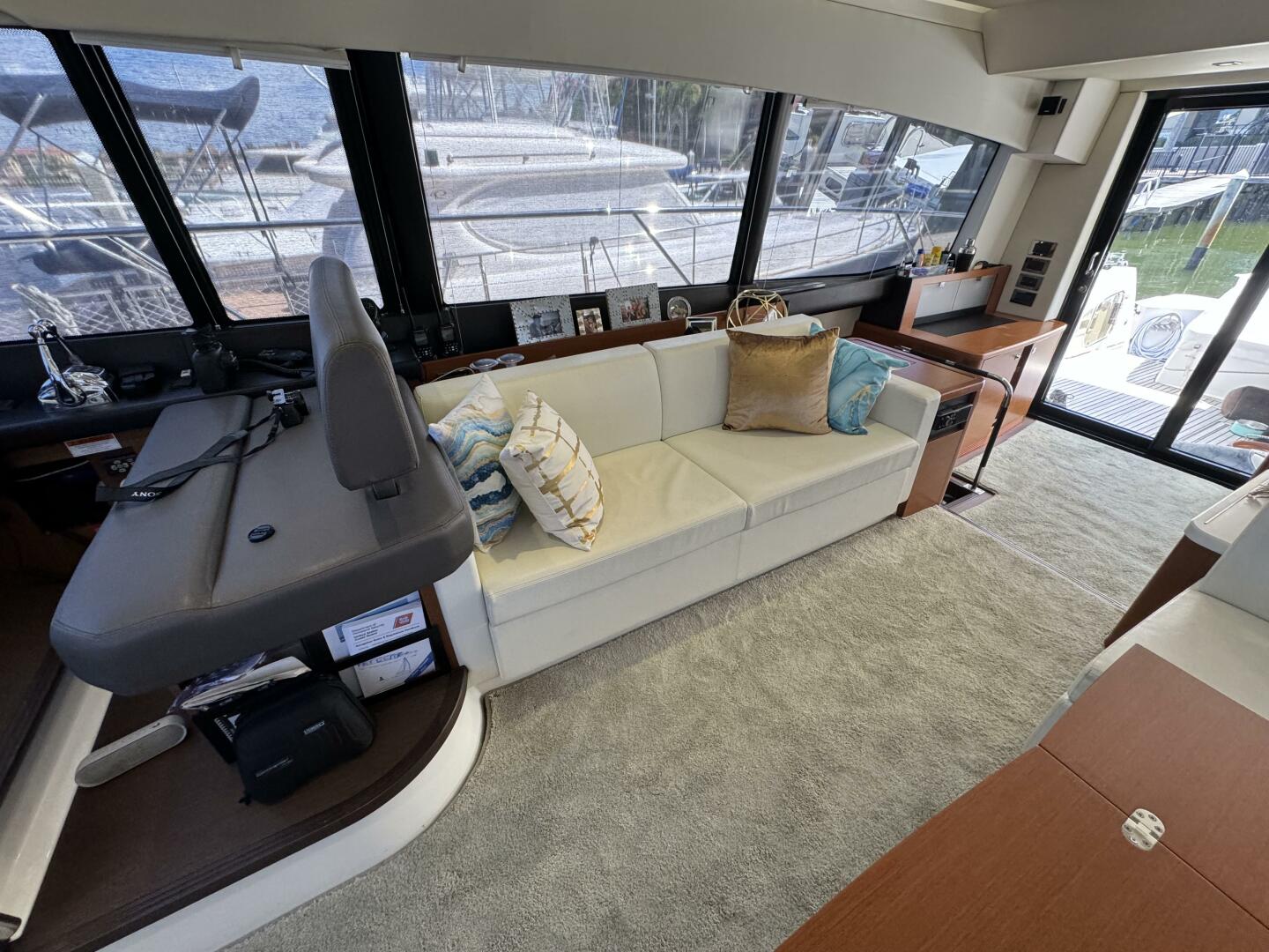 Slide: The Image of 2015 Prestige F550 - Just Peachy - Salon - 3941223