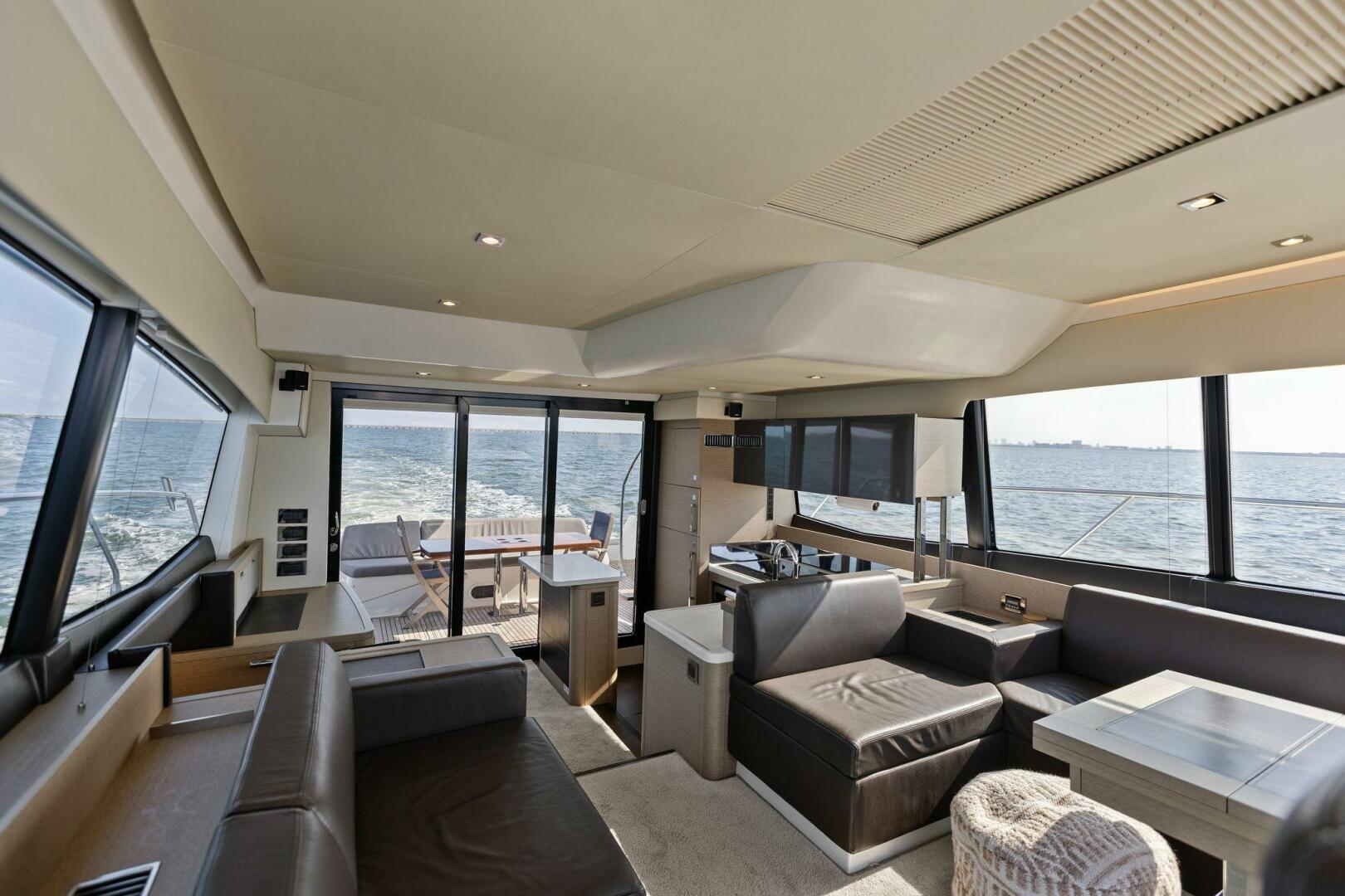 Slide: The Image of 2016 55 Prestige Flybridge - YEE YEE - Salon - 4355163