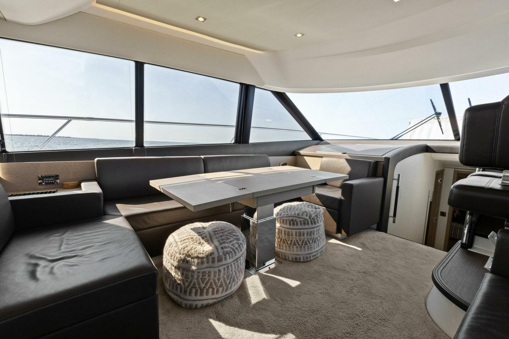 Slide: The Image of 2016 55 Prestige Flybridge - YEE YEE - Dinette - 4355165