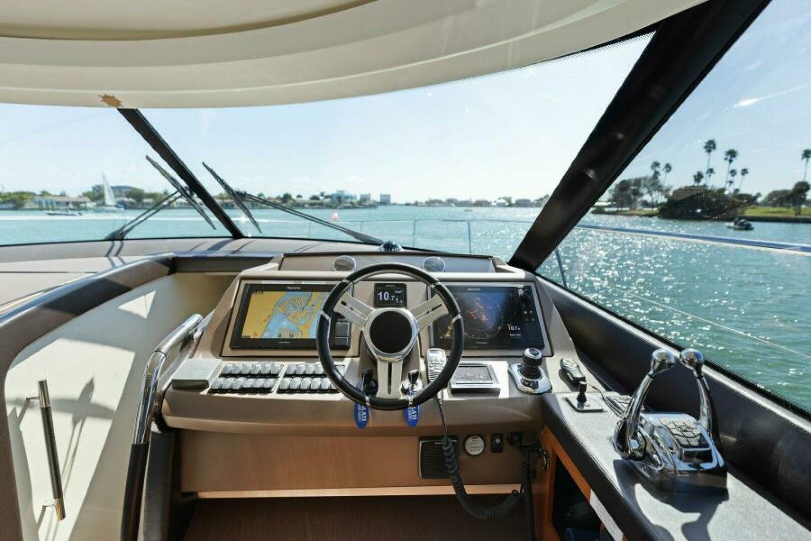 Slide: The Image of 2016 55 Prestige 550S - Solid Asset - Helm/Electronics - 5125113