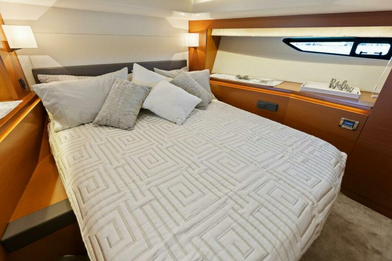 Slide: The Image of 2016 55 Prestige 550S - Solid Asset - VIP Stateroom - 5125138