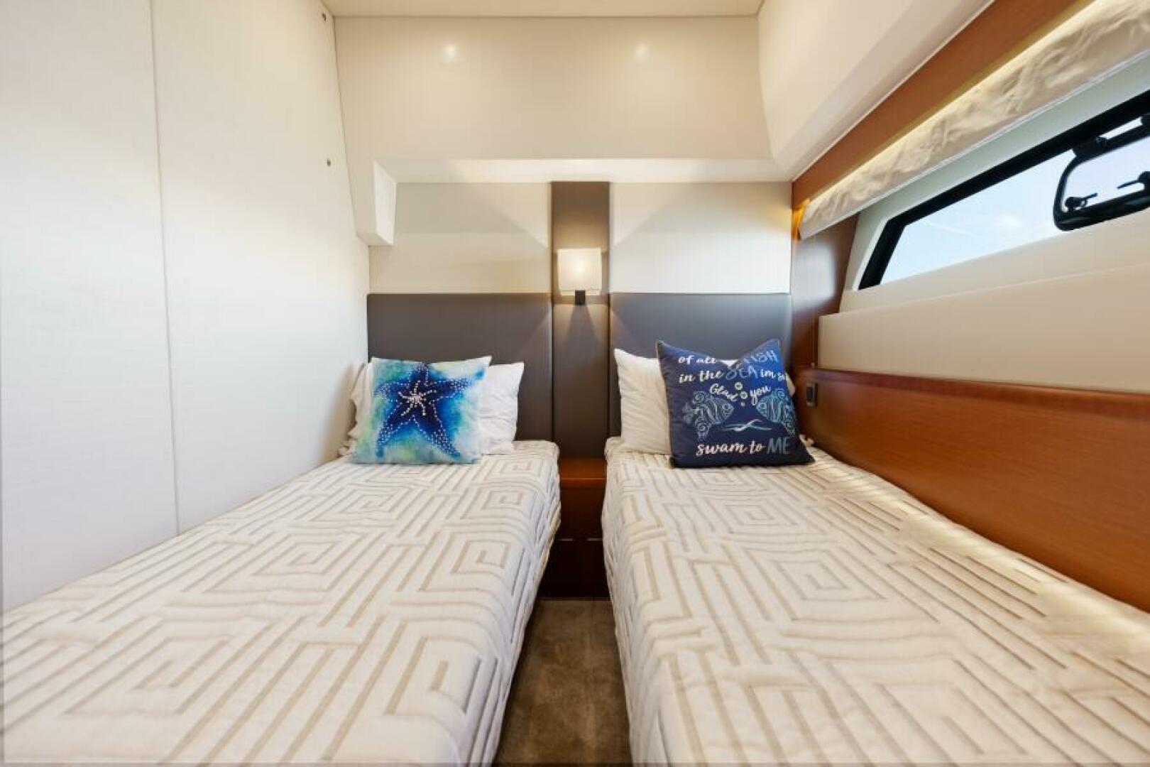 Slide: The Image of 2016 55 Prestige 550S - Solid Asset - Guest Stateroom - 5125150