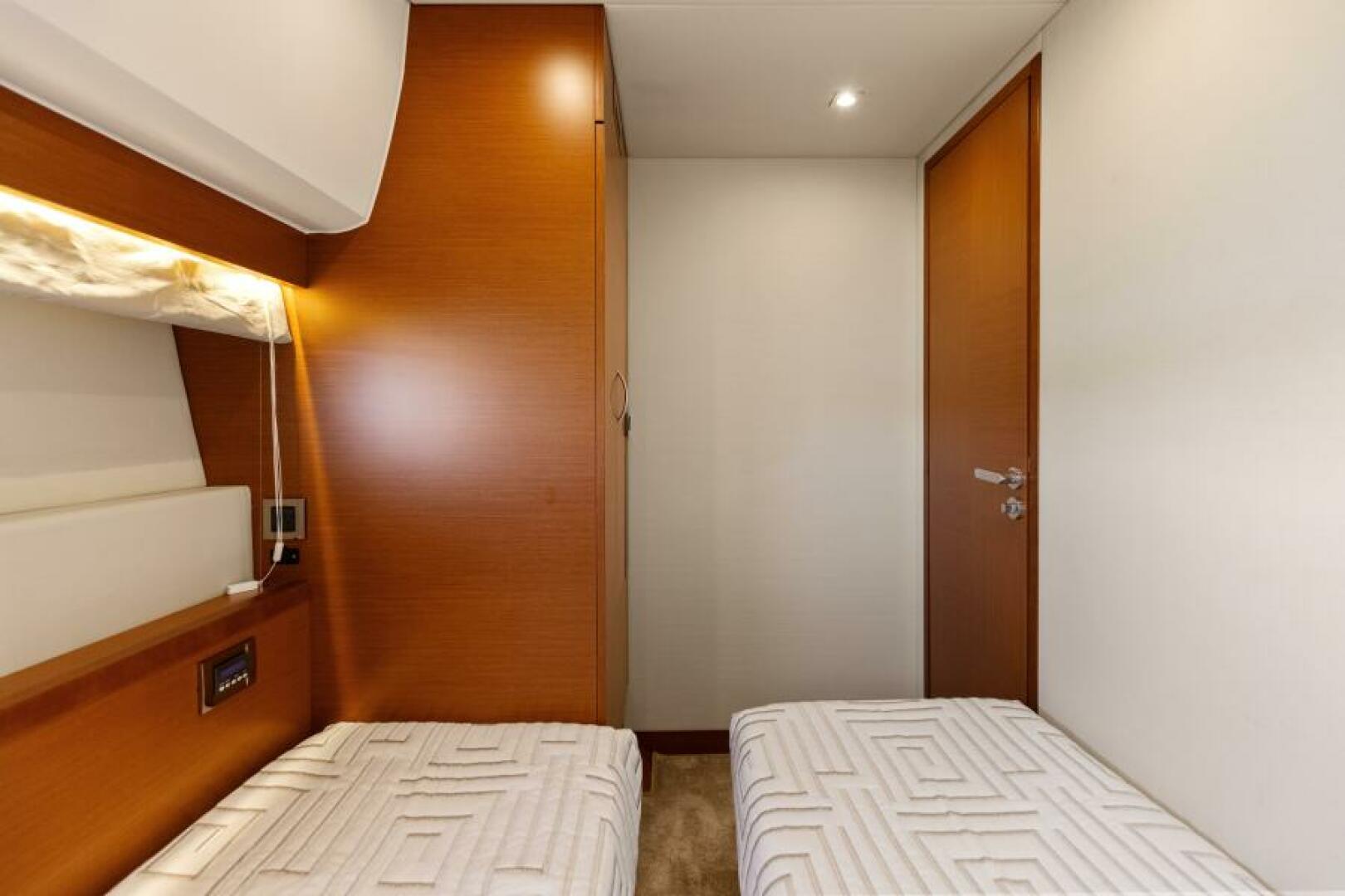 Slide: The Image of 2016 55 Prestige 550S - Solid Asset - Guest Stateroom - 5125153