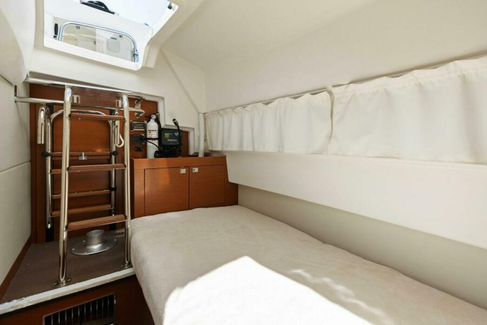 Slide: The Image of 2016 55 Prestige 550S - Solid Asset - Crew Stateroom - 5125154