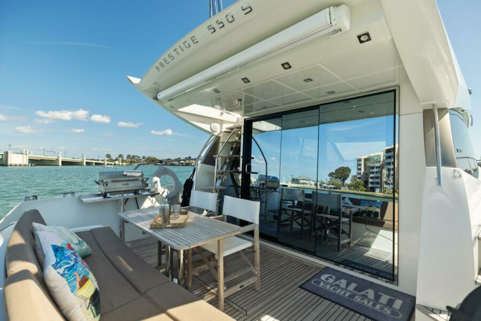 Slide: The Image of 2016 55 Prestige 550S - Solid Asset - Cockpit - 5125158
