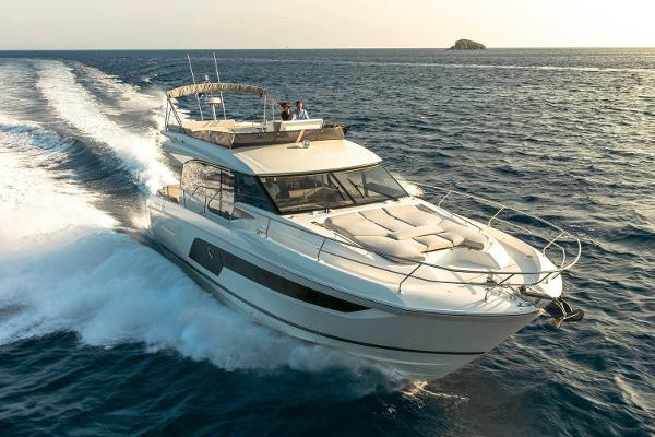 Slide: The Image of Prestige 590 2021 - 1