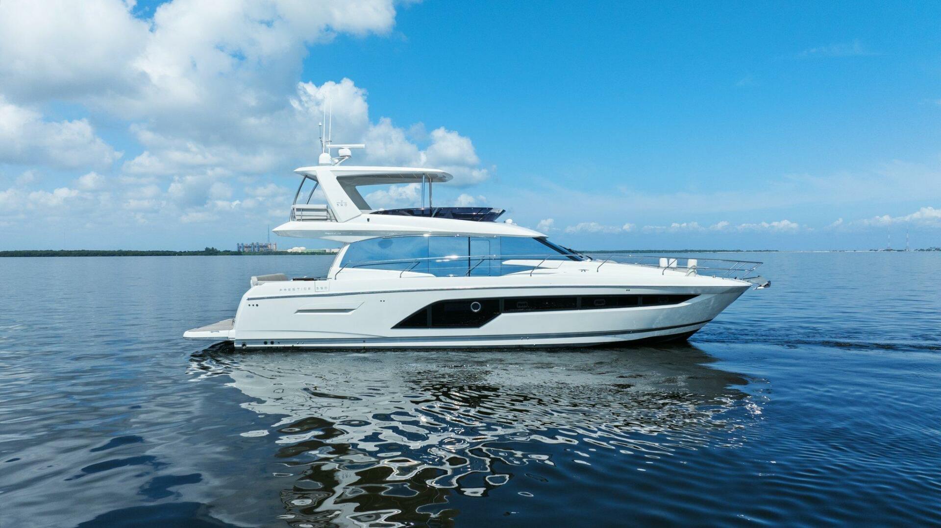 Slide: The Image of 2022 59 Prestige Flybridge - Nice Boat - Profile - 4683925
