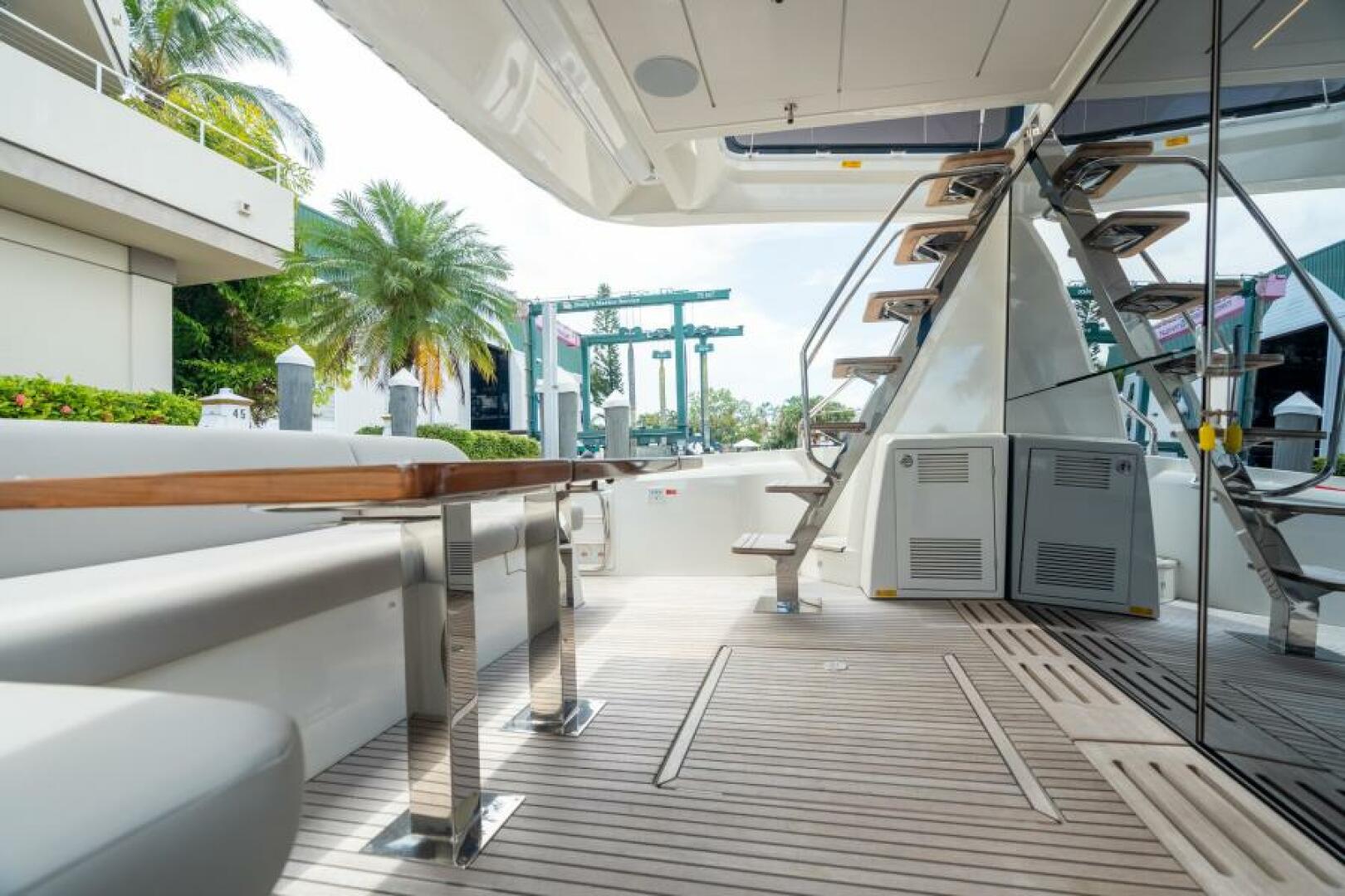 Slide: The Image of 2022 59 Prestige Flybridge - Nice Boat - Cockpit - 3976897