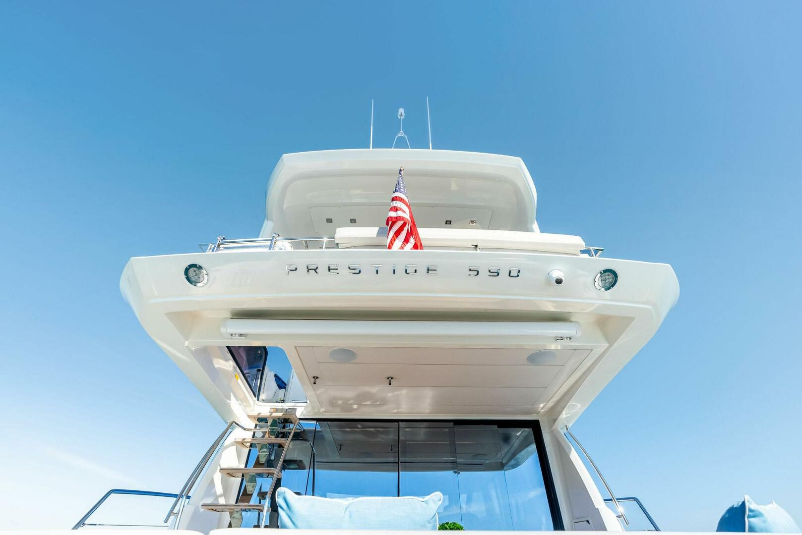 Slide: The Image of 2022 Prestige 590 Flybridge ANNA LOUISE - 4985352