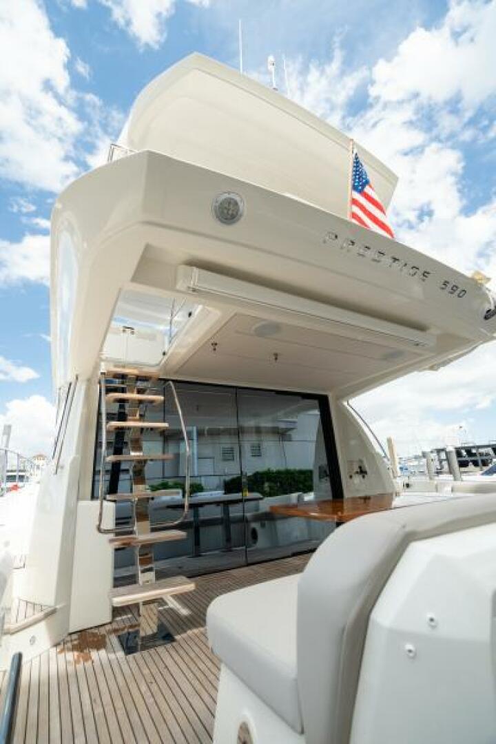 Slide: The Image of 2022 59 Prestige Flybridge - Nice Boat - Cockpit - 3976898