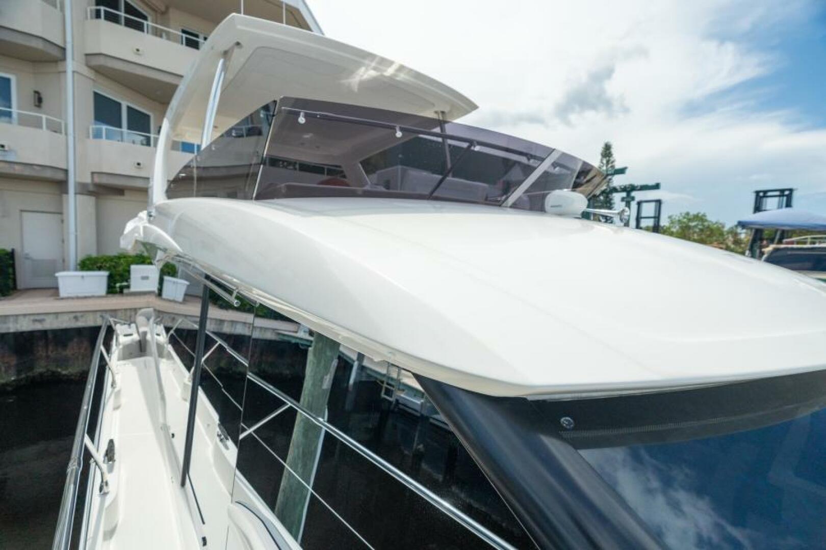 Slide: The Image of 2022 59 Prestige Flybridge - Nice Boat - Hardtop - 3976945