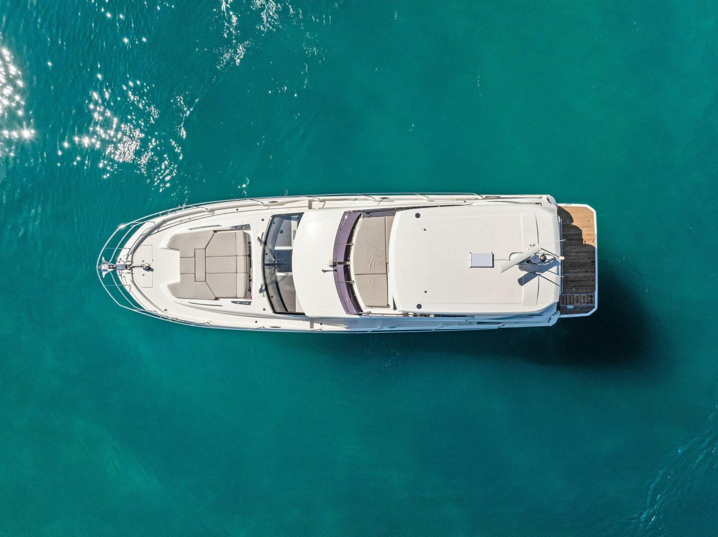 Slide: The Image of 2022 Prestige 590 Flybridge ANNA LOUISE - 4985369